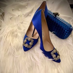 Manolo Hangisi 105 Authentic